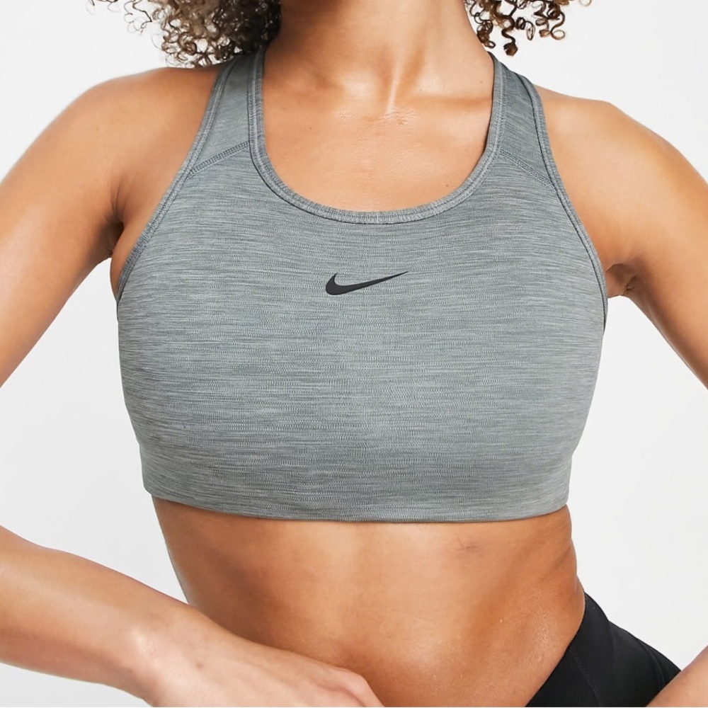 Nike Training Swoosh Dri-FIT Sports Bra